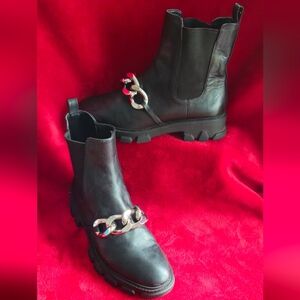 Michael Kors Scarlett Black Leather Ankle Boots w/Silver Chain Accents- Size 7.5